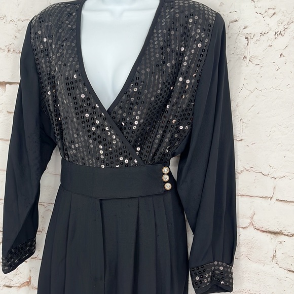✨VTG✨Joan Walters Petites Sequin 80’s Glam Jumpsuit, Size M - Picture 4 of 13